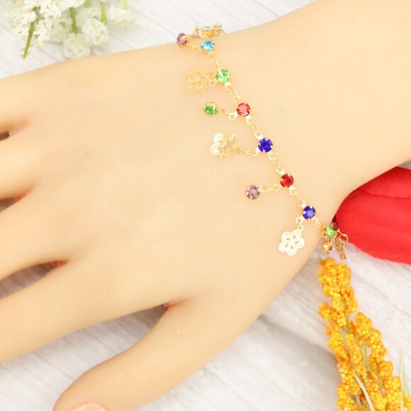 "Trendy Handmade Bracelet – A Thoughtful Gift for Girls & Women | UNVRC1203 - Picture 2 of 10